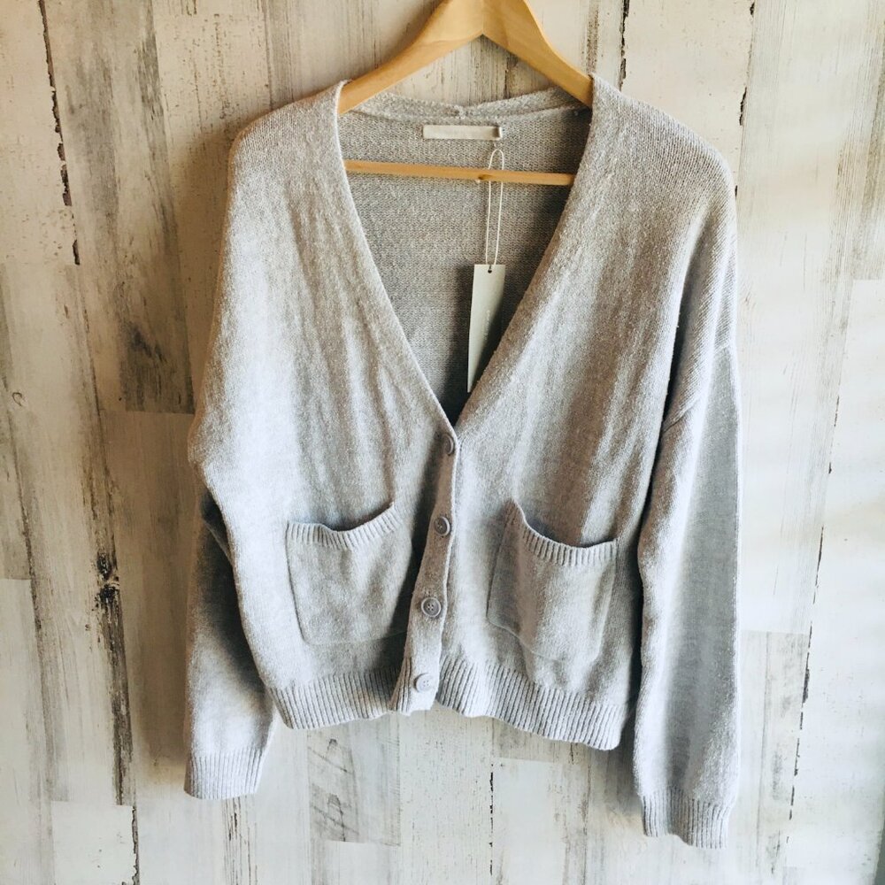 NWT One Grey Day Olive Cardigan Grandpa V-Neck Gray Pockets Grandfather L